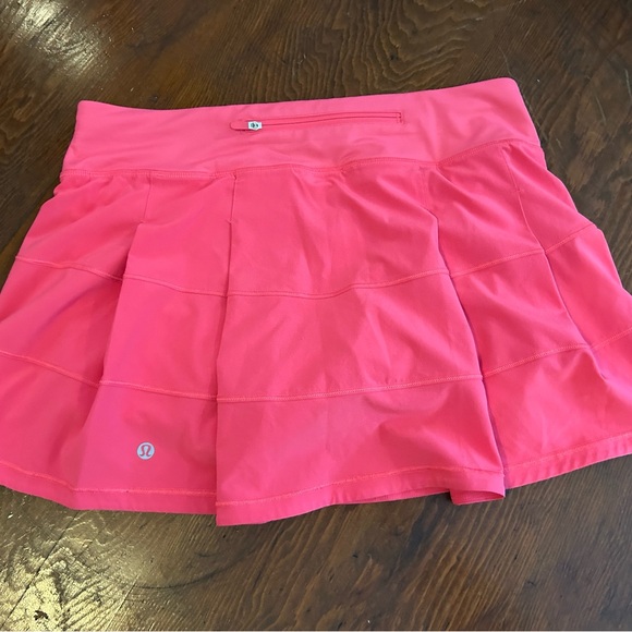 Lululemon - Picture 3 of 6